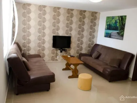 Prodaja, kuća, 190m², Utjeha, Bar - image 2