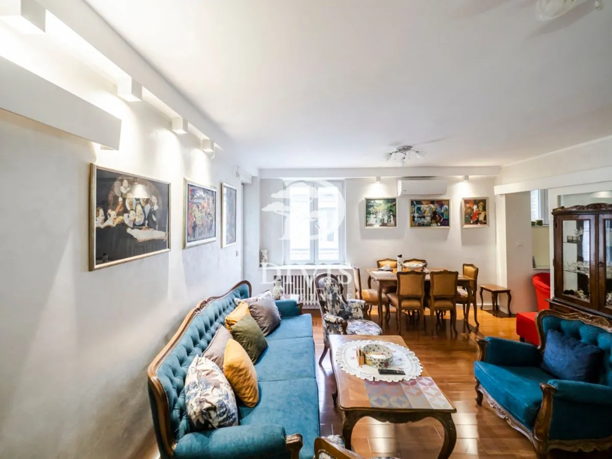 Sale, two bedroom apartment, 61m², Neimar, Vračar Sve Podlokacije