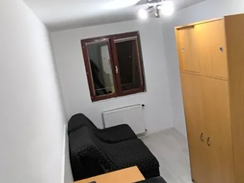 Izdavanje, jednosoban stan, 37m², Centar, Jagodina - image 4