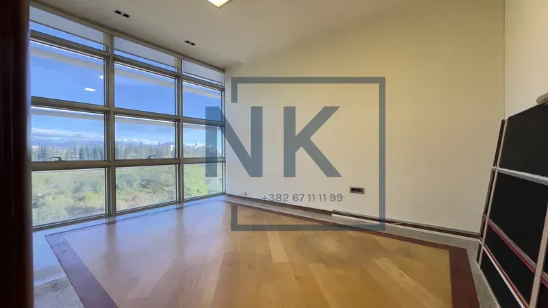 Rent, office space, 130m², Momišići, Podgorica