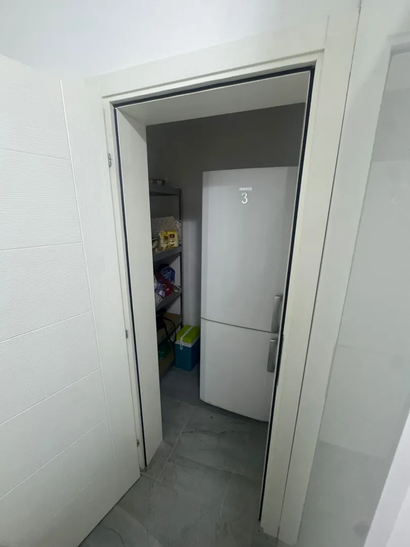 Izdavanje, kuća, 170m², Zaljevo, Bar