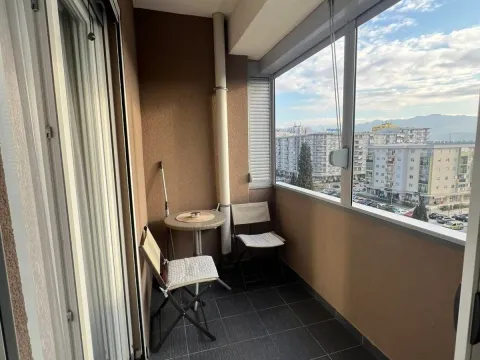 Izdavanje, jednosoban stan, 45m², Pobrežje, Podgorica - image 11