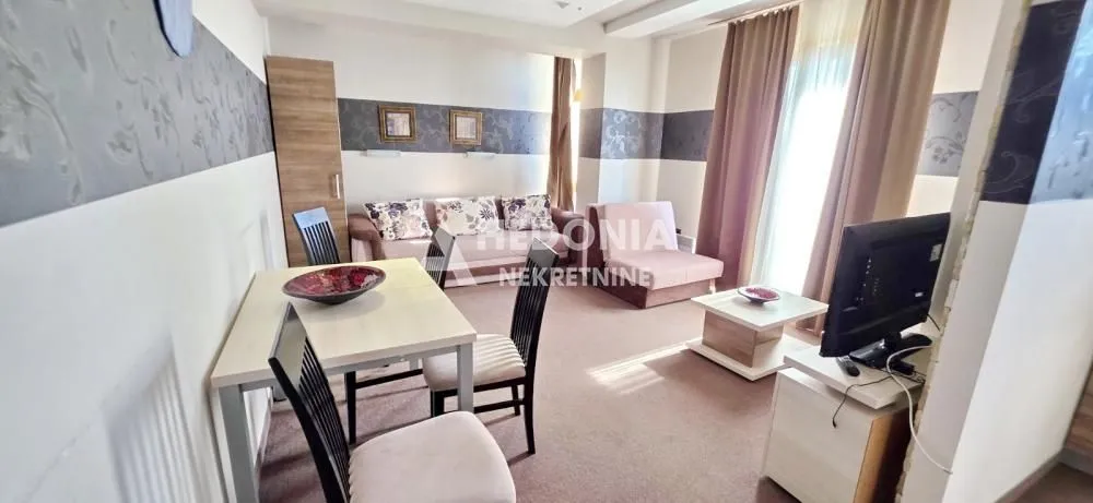 Prodaja, dvosoban stan, 48m², Kraljevi Čardaci, Kopaonik