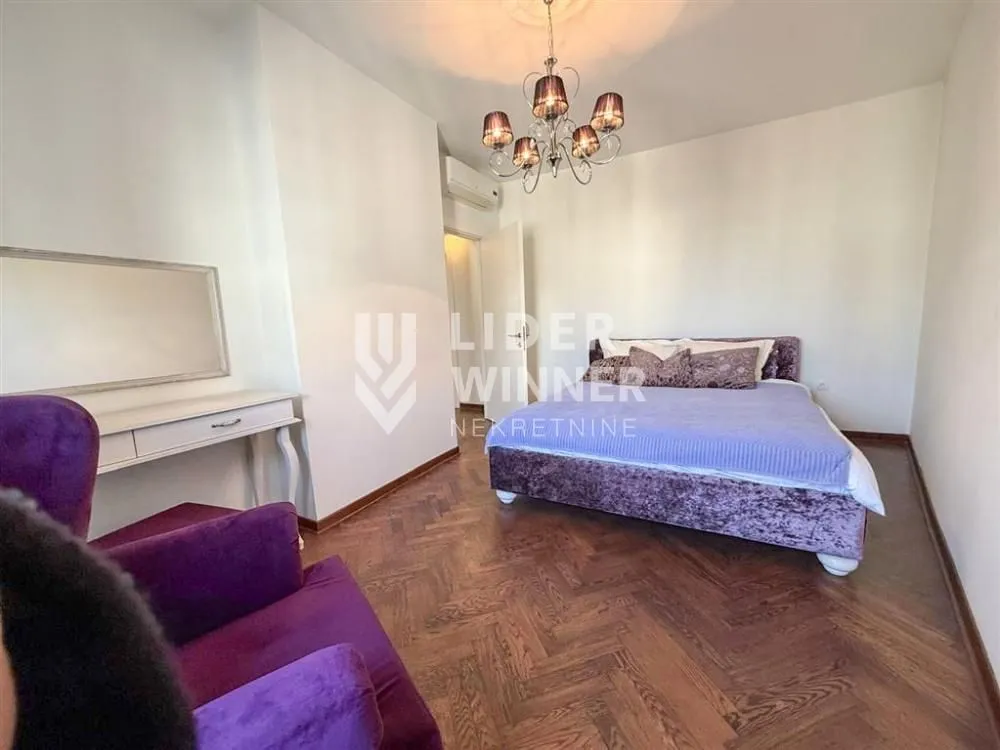 Prodaja, trosoban stan, 82m², Vukov Spomenik, Zvezdara Sve Podlokacije