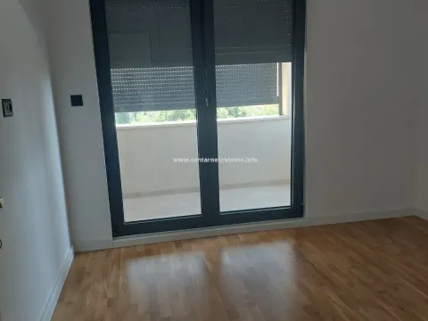 Izdavanje, poslovni prostor, 108m², City Kvart, Podgorica - image 10