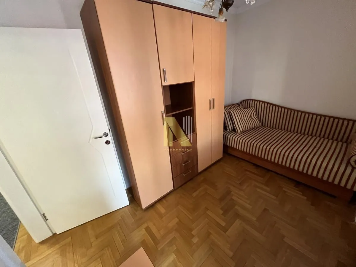 Izdavanje, trosoban stan, 69m², Bulevar Oslobodjenja, Novi Sad Sve Podlokacije