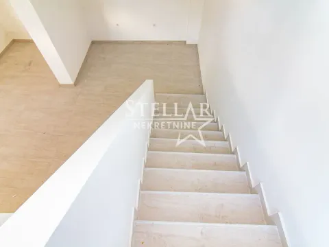 Izdavanje, poslovni prostor, 113m², Stari Aerodrom, Podgorica - image 4