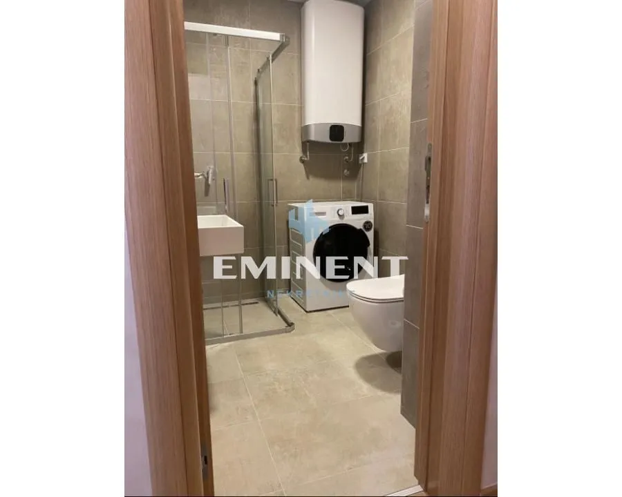 Izdavanje, stan, 41m², Južni Bulevar, Vračar Sve Podlokacije