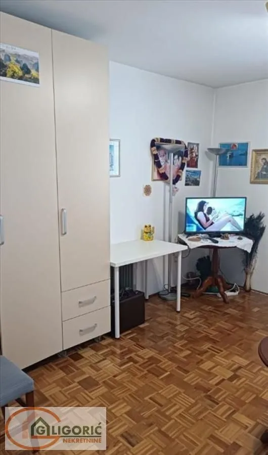 Prodaja, trosoban stan, 101m², Žarkovo, Beograd