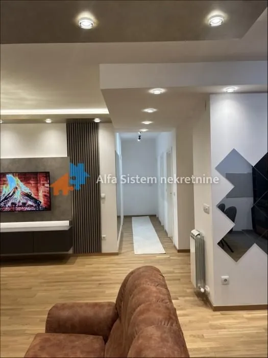 Rent, three bedroom apartment, 83m², Vidikovački venac, Rakovica