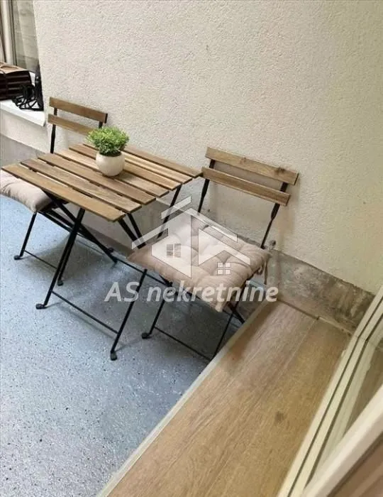 Izdavanje, dvosoban stan, 55m², Stari Grad, Beograd