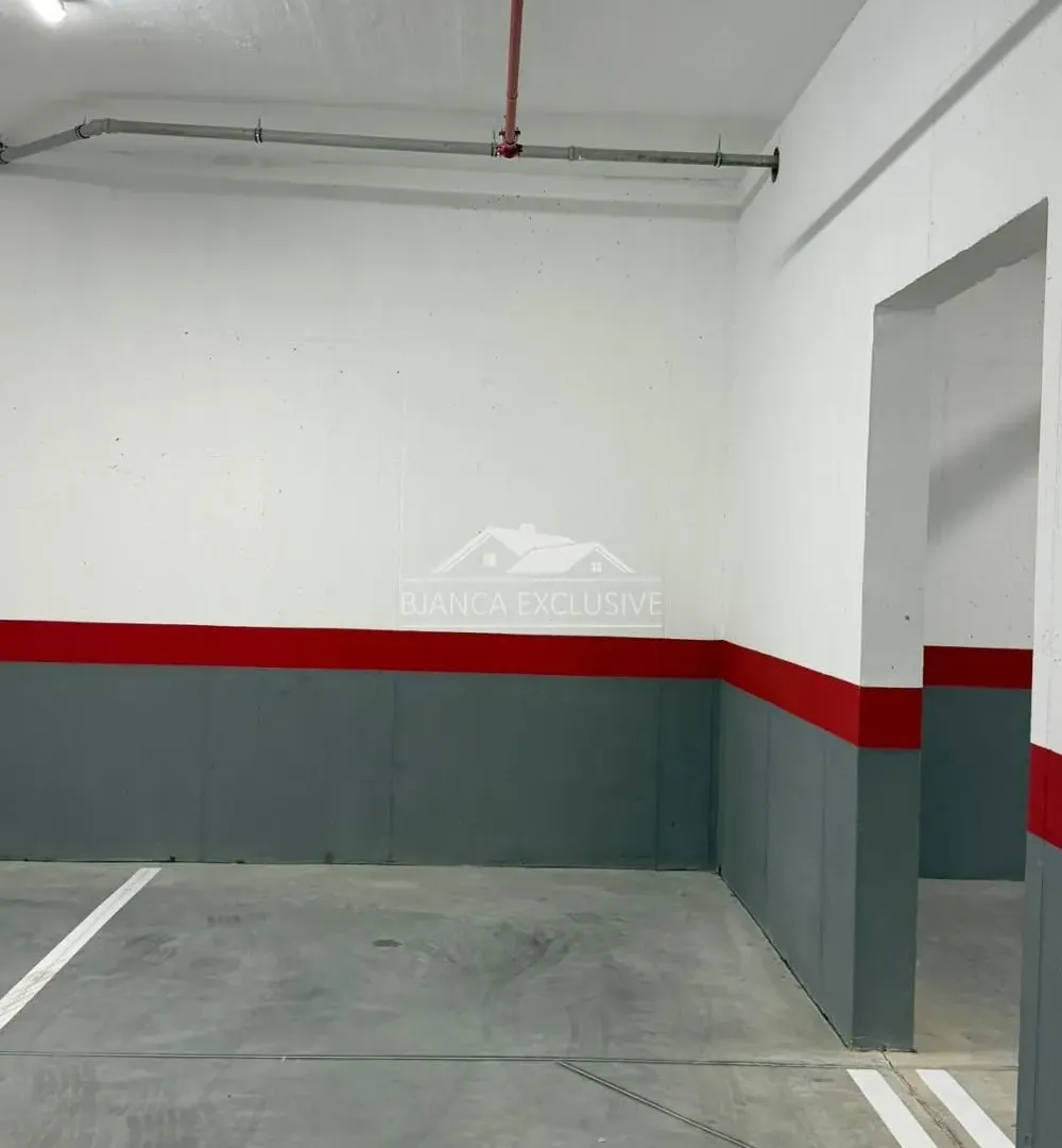 Prodaja, trosoban stan, 66m², Zemun Gornji Grad, Zemun Sve Podlokacije