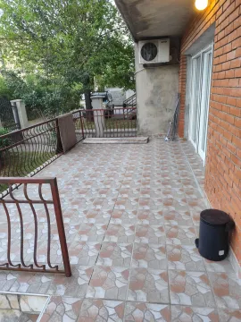 Rent, one bedroom apartment, 57m², Tološi, Podgorica - image 15