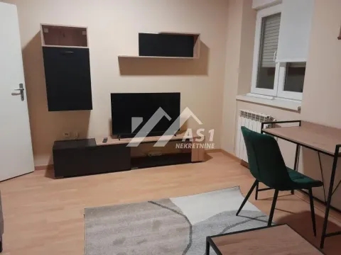 Izdavanje, stan, 27m², Bulevar Oslobodjenja, Novi Sad Sve Podlokacije - image 3