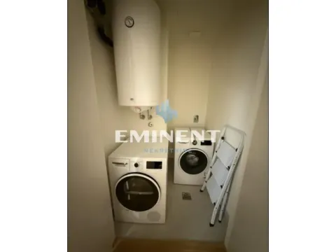 Izdavanje, trosoban stan, 76m², Savski Venac, Beograd - image 10