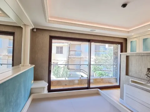 Sale, two bedroom apartment, 114m², Budva, Crna Gora - image 2