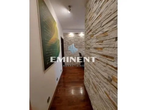Rent, three bedroom apartment, 90m², Vračar Sve Podlokacije, Beograd - image 3