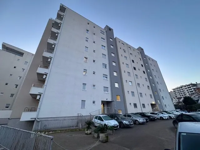Rent, one bedroom apartment, 45m², Centar, Budva
