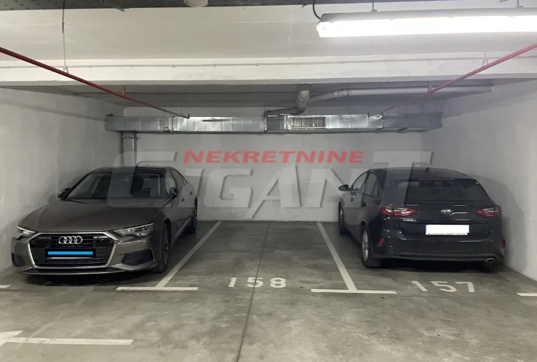 Izdavanje, parking/garaža, 13m², Novi Beograd Sve Podlokacije, Beograd