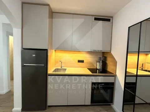 Rent, two bedroom apartment, 50m², Dubovica, Budva - image 6