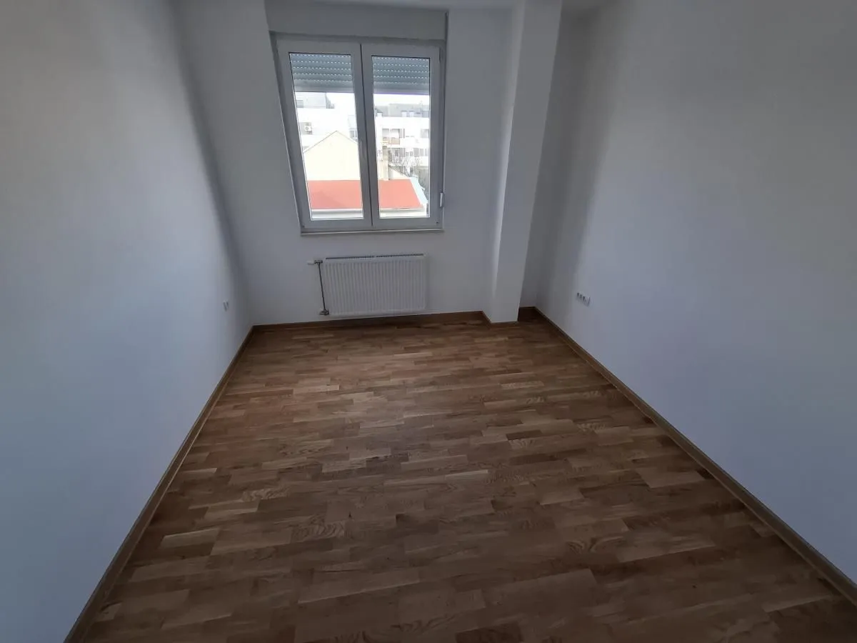 Prodaja, četvorosoban stan, 116m², Telep, Novi Sad Sve Podlokacije