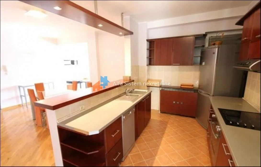 Rent, three bedroom apartment, 130m², Savski Venac, Beograd