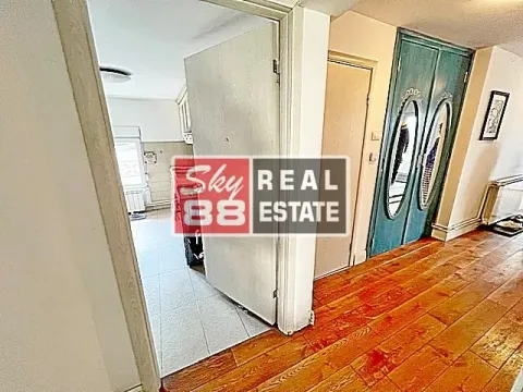 Sale, three bedroom apartment, 78m², Kalenić Pijaca, Vračar Sve Podlokacije - image 6