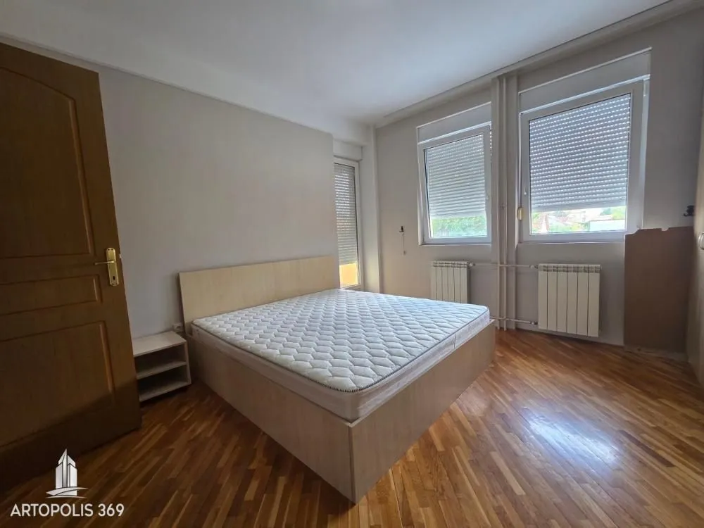 Rent, three bedroom apartment, 83m², Zemun Sve Podlokacije, Beograd