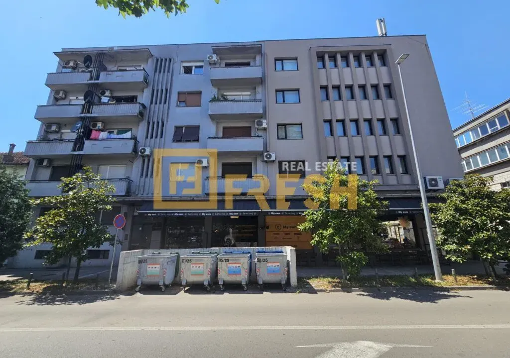 Sale, two bedroom apartment, 78m², Centar, Podgorica