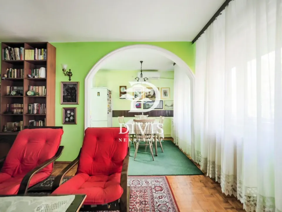 Prodaja, dvosoban stan, 59m², Zemun Sve Podlokacije, Beograd