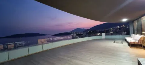 Izdavanje, trosoban stan, 105m², Rafailovići, Budva - image 4