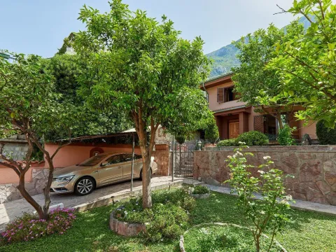 Prodaja, kuća, 120m², Dobrota, Kotor - image 17