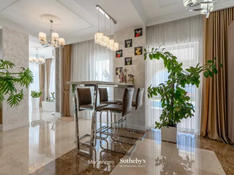 Sale, house, 410m², Blizikuće, Budva - image 9