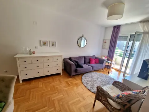 Izdavanje, dvosoban stan, 54m², Budva, Crna Gora - image 18
