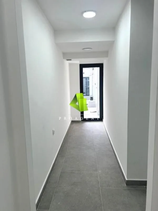 Rent, office space, 50m², Medijana, Niš