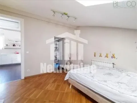 Prodaja, četvorosoban stan, 126m², Savski Venac, Beograd - image 10