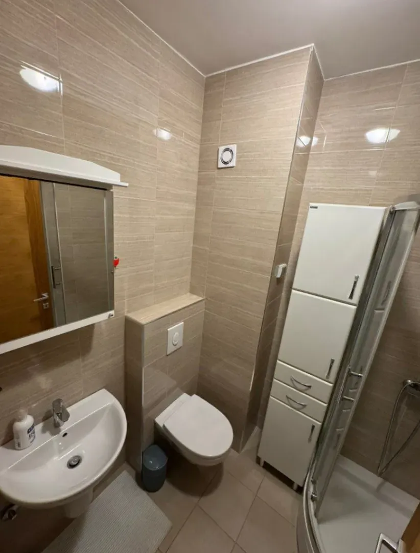Izdavanje, jednosoban stan, 45m², City Kvart, Podgorica