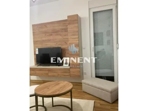 Izdavanje, stan, 40m², Zemun Novi Grad, Zemun Sve Podlokacije - image 3