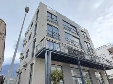 Sale, studio apartment, 29m², Dobra Voda, Budva - image 10