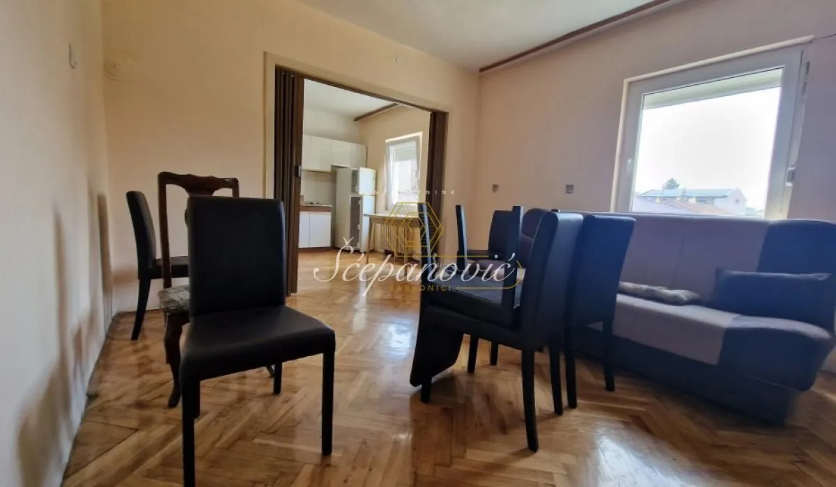 Prodaja, kuća, 396m², Klisa, Novi Sad Sve Podlokacije