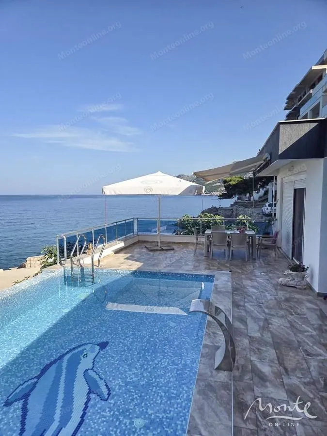 Sale, house, 358m², Dobre Vode, Bar