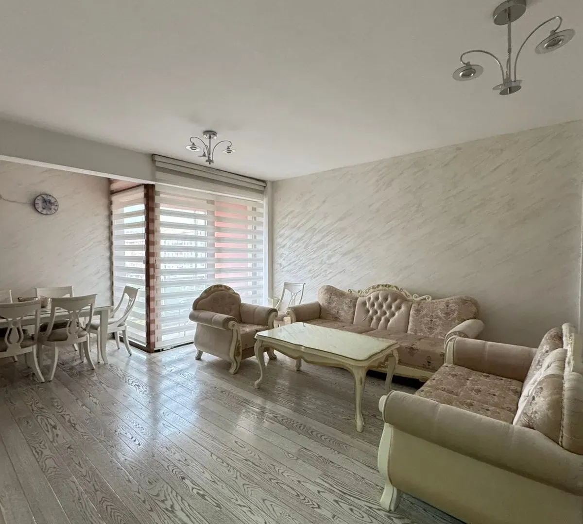 Izdavanje, trosoban stan, 95m², Podgorica, Crna Gora