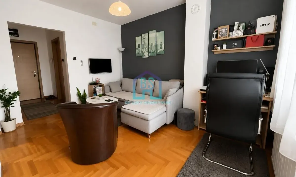 Prodaja, jednosoban stan, 36m², Grbavica, Novi Sad Sve Podlokacije