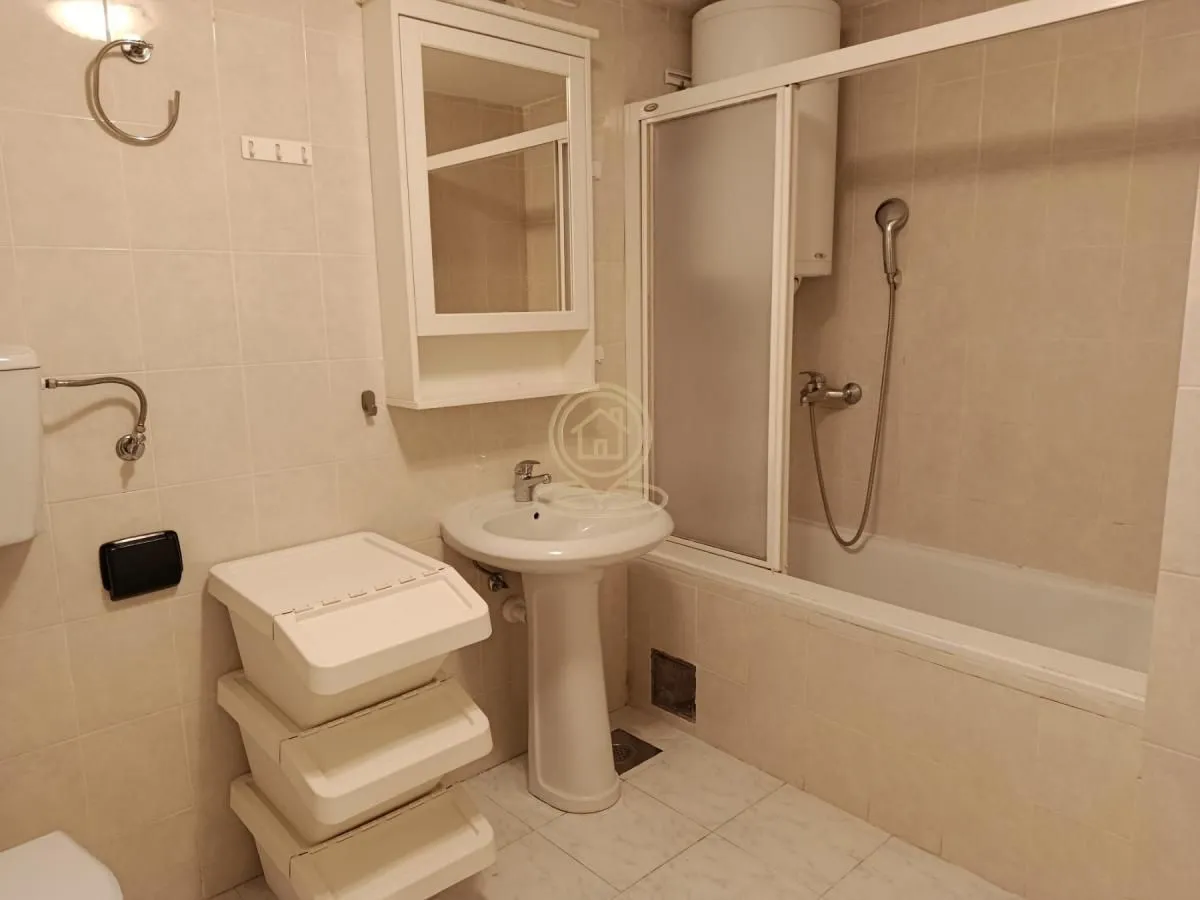 Rent, four bedroom apartment, 125m², Savski Venac, Beograd