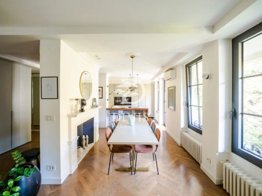 Sale, four bedroom apartment, 103m², Kalenić Pijaca, Vračar Sve Podlokacije