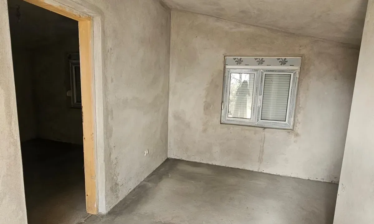 Prodaja, kuća, 74m², Šušanj, Bar