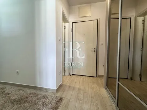 Izdavanje, dvosoban stan, 63m², Blok 9, Podgorica - image 6