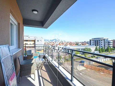 Izdavanje, dvosoban stan, 65m², Stari Aerodrom, Podgorica - image 10