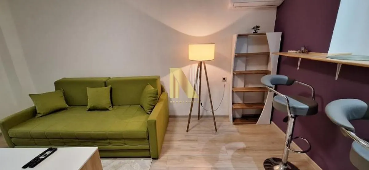 Izdavanje, dvosoban stan, 51m², Bulevar Oslobodjenja, Novi Sad Sve Podlokacije