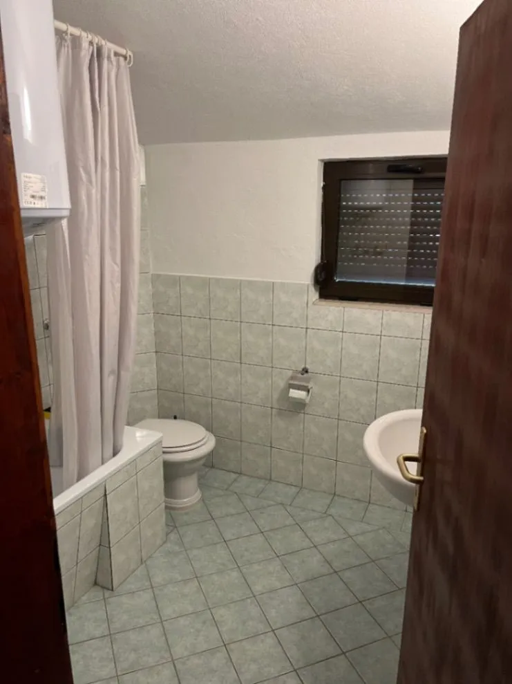 Sale, house, 160m², Murtovina, Podgorica
